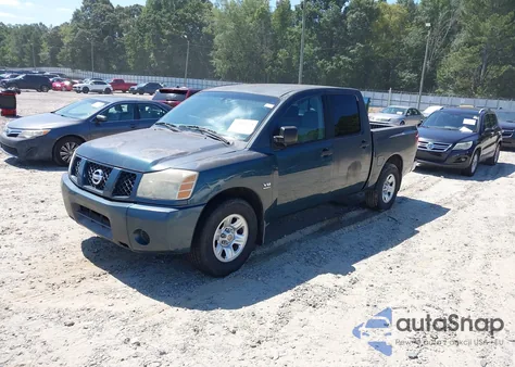 2004 Nissan Titan Xe z USA, uszkodzony, nr VIN 1N6AA07AX4N548495